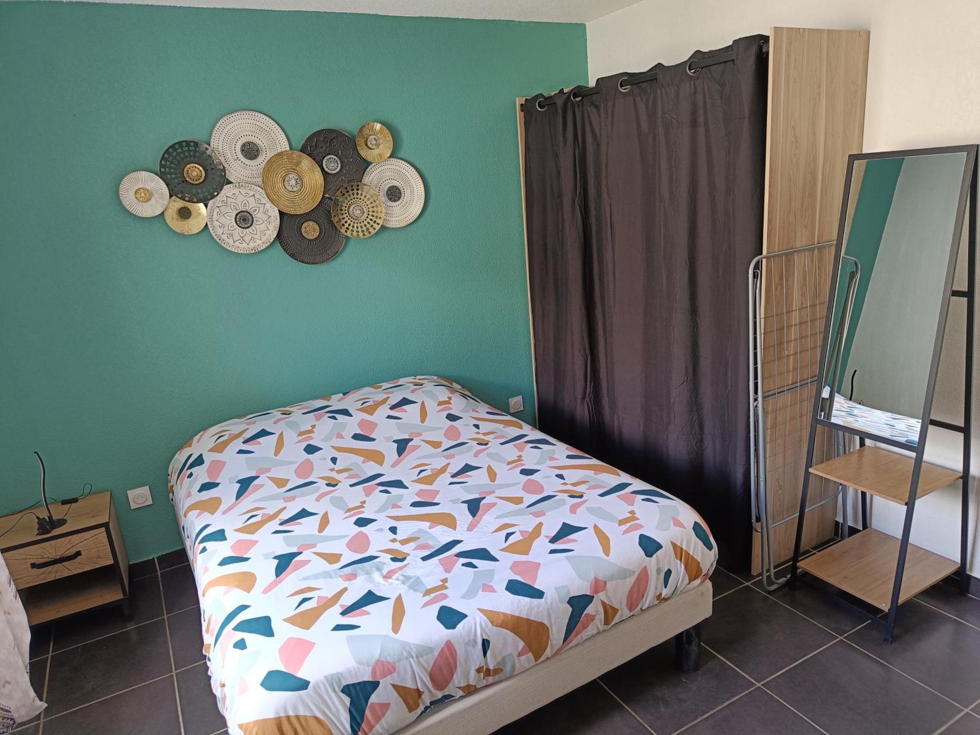 Micro Maison, Refait A Neuf, Spacieux, Agreable *
